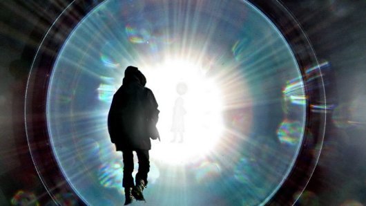 5 Fascinating Stories Of People Experiencing Inter-Dimensional Travel