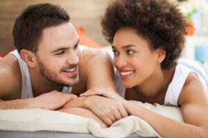 couple-talking-in-bed1