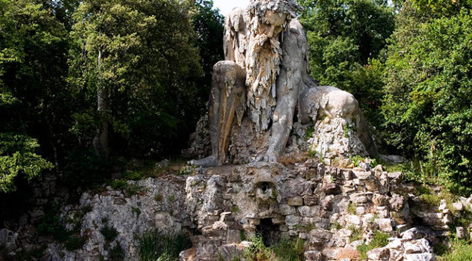 This 16th Century ‘Colossus’ Sculpture Hides a Wonderful Secret