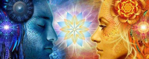 What Are The Differences Between Twin Flames and Soul Mates?